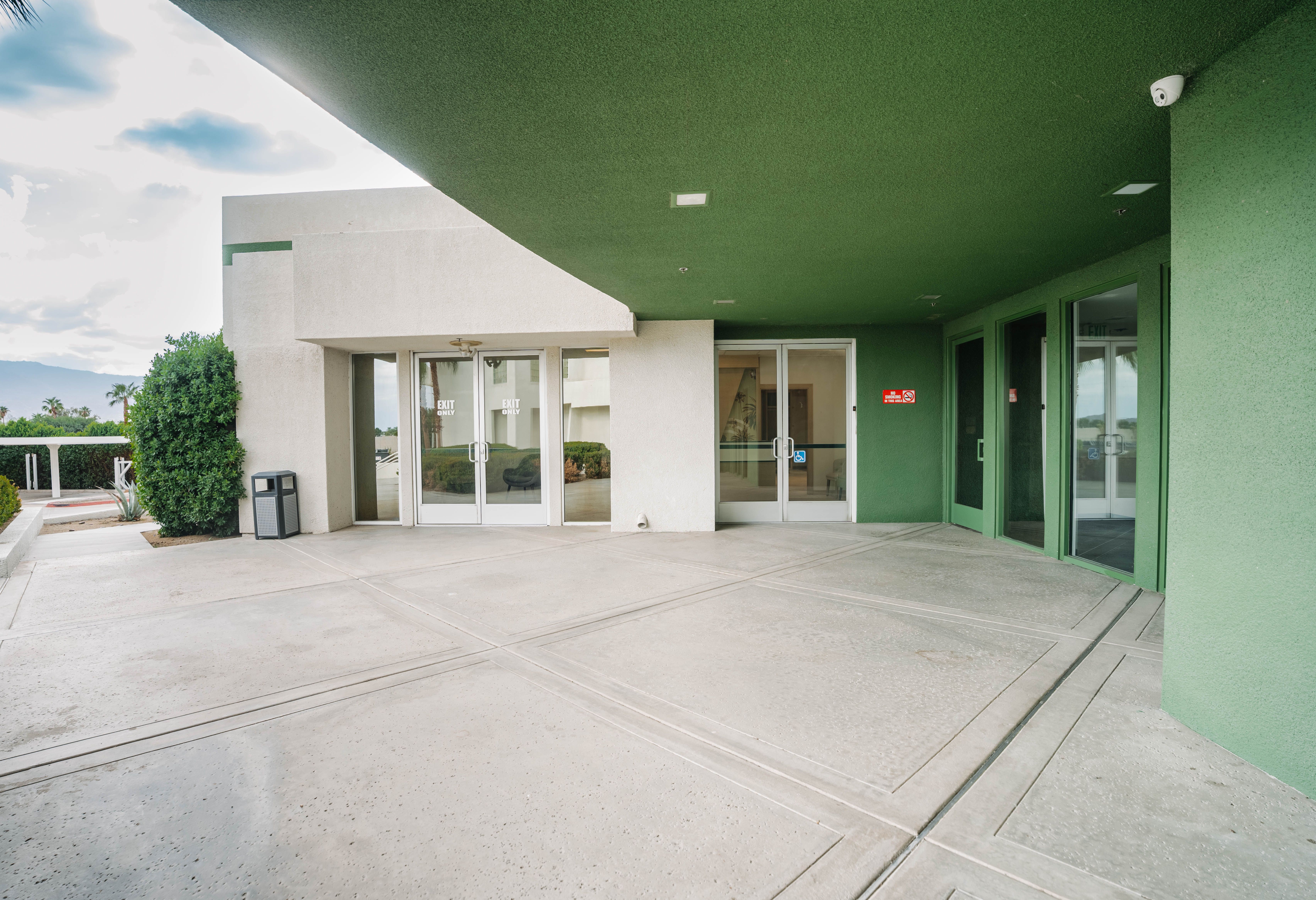 Covered walkway and entrance